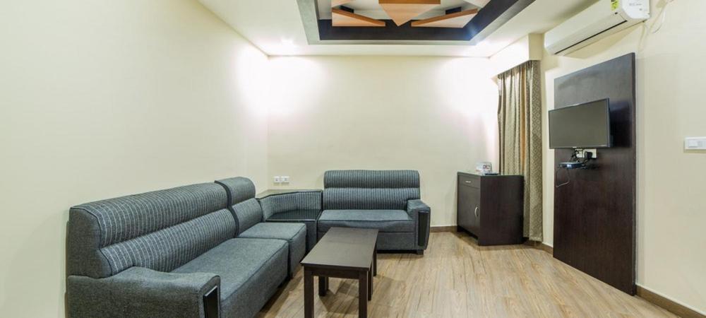 Comfy Luxury Hotel Bangalore Exterior foto